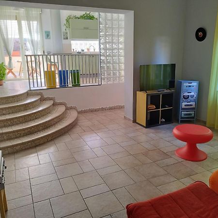 Appartamento Fronte Mare Con Parcheggio Privato Pescara Exteriör bild