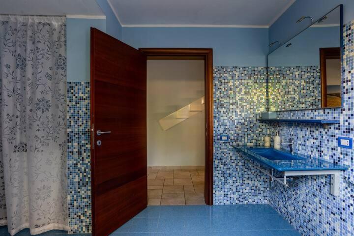 Appartamento Fronte Mare Con Parcheggio Privato Pescara Exteriör bild